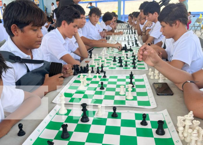 Foto: Torneo de ajedrez en colegio de Managua / TN8