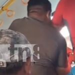 Reducen a ladrón que andaba robando con cuchillo en una ruta de Managua (VIDEO) Foto: Capturan a ladrón en una ruta de Managua / TN8