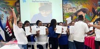 Foto: Maestros con capacitación para abordar el autismo / TN8
