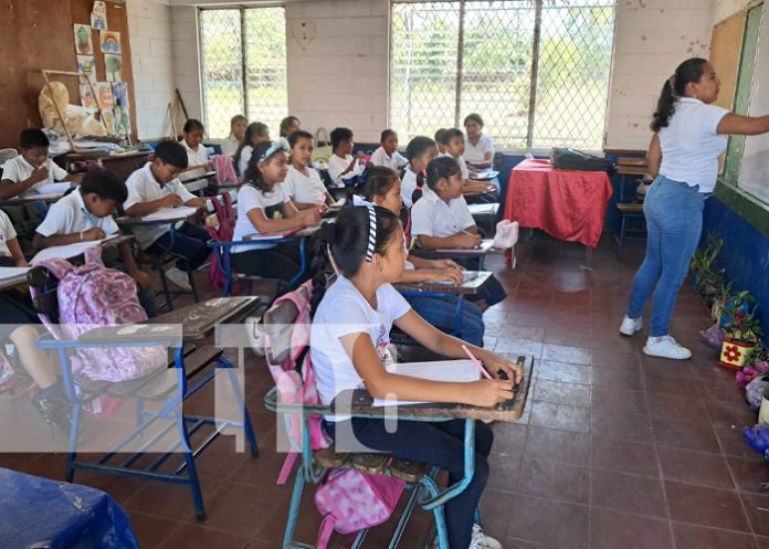 Foto: Merienda escolar para colegios en Ometepe / TN8