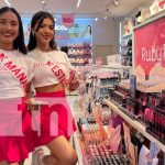 Candidatas de Miss Teen Nicaragua visitan tienda Lili Pink en Masaya Foto: Visita de Miss Teen Nicaragua a Lili Pink en Masaya / TN8