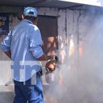 Brigadistas visitan el barrio Marcos Somarriba, en Managua: 500 viviendas libres de dengue Foto: Fumigación en Managua / TN8