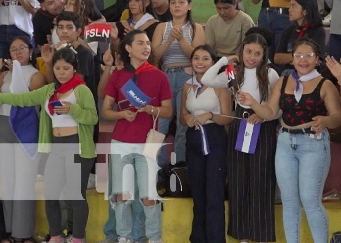 Foto: Homenaje al mártir Roberto González desde la UNAN-Managua / TN8