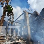Fuerte incendio arrasa con todo en una vivienda en San Ramón, Matagalpa Foto: Fuerte incendio arrasa con una vivienda en San Ramón, Matagalpa / TN8