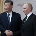 China y Rusia refuerzan su alianza estratégica durante conmemoración histórica