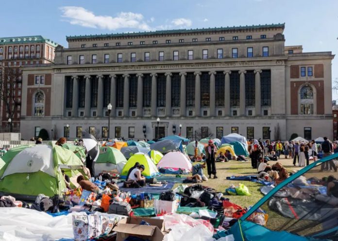 Foto: La Universidad de Washington arde /cortesía