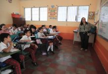 Honduras avanza en la larga lucha contra el analfabetismo Foto: Honduras avanza en educación /cortesía