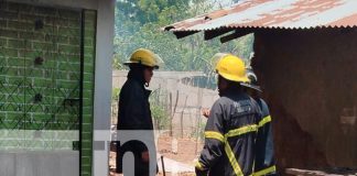 Foto: Fuego consume casa y mercadería de pulpería en Somotillo/TN8