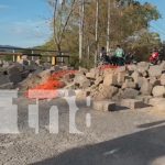 Hombre ebrio sufre aparatosa caída en moto al pasar por zona en reparación en Estelí Foto: Hombre ebrio sufre aparatosa caída en moto al pasar por zona en reparación en Estelí/TN8