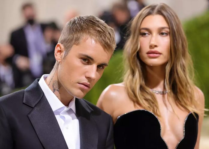 Foto: Justin Bieber celebra a Hailey /cortesía Foto: Justin Bieber celebra a Hailey /cortesía