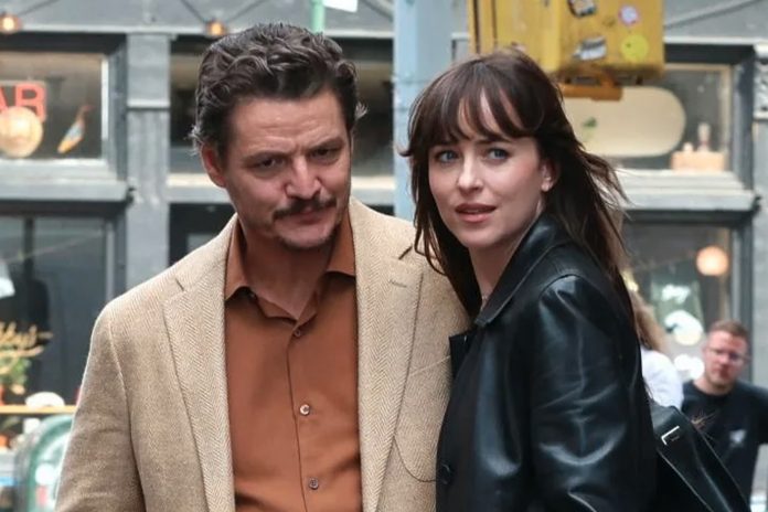 Foto: ¿OnlyFans? El polémico consejo que Pedro Pascal le dio a Dakota Johnson / Cortesía