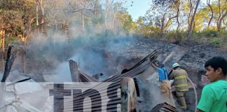Foto: Incendio reduce a cenizas vivienda en El Crucero mientras familia estaba fuera/TN8