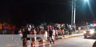 Foto: Joven fallece al estrellarse contra un objeto fijo en las cercanías del mercado El Mayoreo/TN8