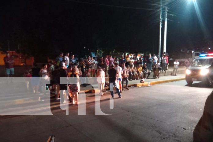 1 Foto: Joven fallece al estrellarse contra un objeto fijo en las cercanías del mercado El Mayoreo/TN8