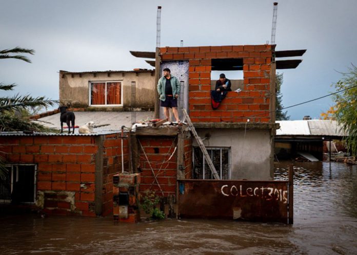 Foto: Evacuaciones tras el temporal en Argentina /cortesía