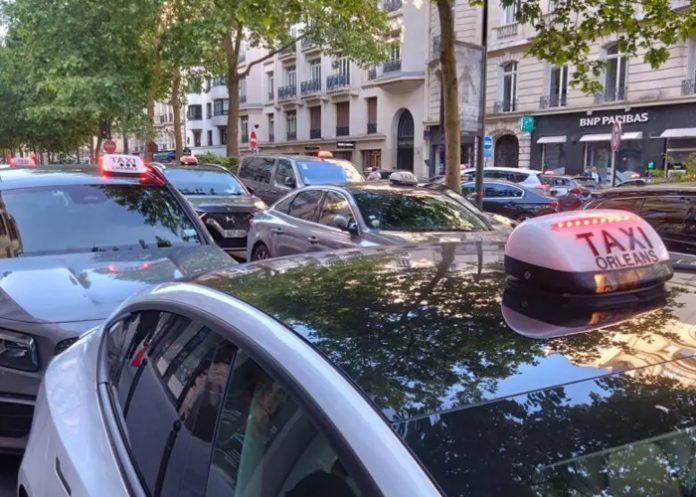 Foto: Manifestaciones en Francia /cortesía Foto: Manifestaciones en Francia /cortesía