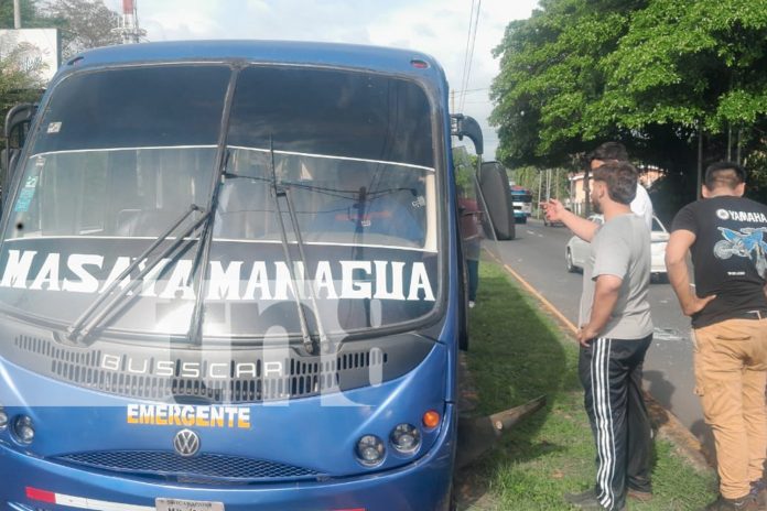 1 Foto: Dos accidentes viales casi simultáneos en las vías de la ciudad de Masaya/TN8