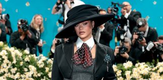 Foto: Rihanna espera su tercer hijo y lo anuncia a su manera/Cortesía
