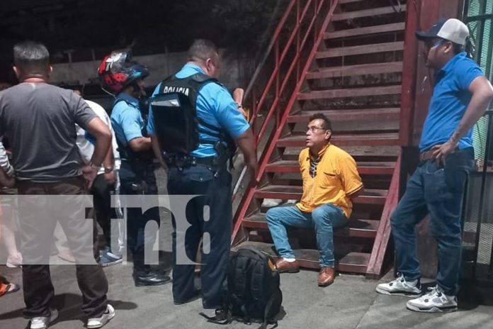 Foto:  Celebró en Bluefields y acabó tras las rejas por dañar bus nuevo7TN8 Foto: Celebró en Bluefields y acabó tras las rejas por dañar bus nuevo7TN8