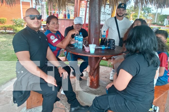 Foto: Puerto Salvador Allende: un destino lleno de vida, tradición y alegría familiar/TN8