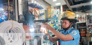 Foto: Bomberos refuerzan vigilancia en sector ferretero del Mercado Oriental / TN8