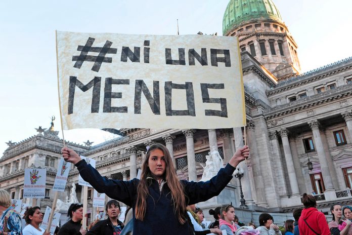 2 Foto: Milei elimina más de 10 programas contra la violencia de género / Cortesía