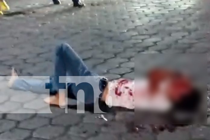 Foto: Violento accidente de transito en Villa Austria/TN8