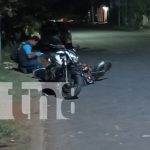 ¡Lo agarran con la pistola en la mano! Capturan a dos delincuentes tras intento de robo Foto: No corrió largo el ladrón en Managua/TN8