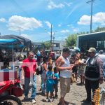 Ruta 120 pasa sobre pie de vendedor que intentaba abordar en el Mayoreo