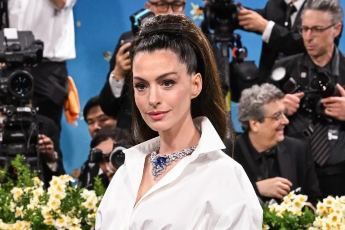 Foto: Anne Hathaway desata debate en redes /Cortesía Foto: Anne Hathaway desata debate en redes /Cortesía