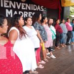 Ganadora del concurso de la «madre panza» le midió 57 centímetros Foto: Ganadora del primer lugar del concurso de la "madre panza" le midió 57 centímetros / TN8