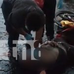 ¡Fatal decisión! Ignoró advertencias y encontró la muerte en Managua Foto: Motocicleta con dos jóvenes se estrella brutalmente en Managua/TN8