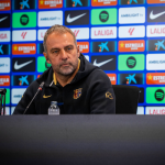 Flick, sobre las críticas a Araújo: «Todos cometemos errores» Hansi Flick dice que Araújo está bien