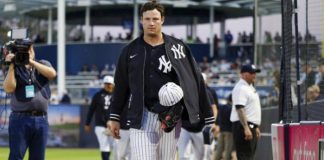 Gerrit Cole ayuda mientras se recupera