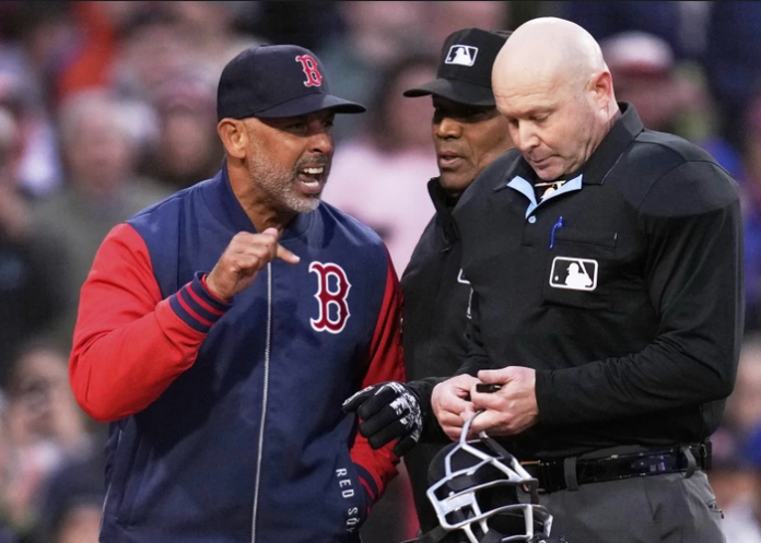 Boston Red Sox Alex Cora y Buehler expulsados