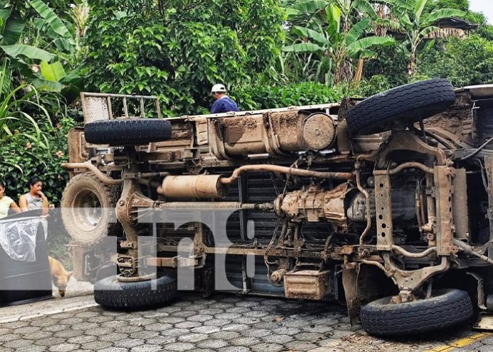 Foto: Doble accidente vial en el Caribe Norte / TN8 Foto: Doble accidente vial en el Caribe Norte / TN8