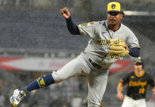 Así se construyó el primer triunfo en MLB para Carlos Rodríguez Carlos Rodríguez triunfo en MLB
