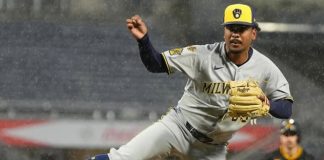 Carlos Rodríguez triunfo en MLB