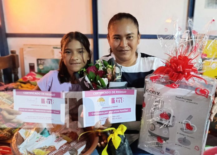 Foto: Crónica TN8 y su promoción para La Mamacita Más Linda Foto: Crónica TN8 y su promoción para La Mamacita Más Linda