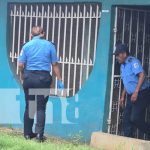 No hay dudas: la maestra de Tipitapa fue asesinada por su hija de 15 años Foto: Investigaciones policiales por hecho sangriento en Tipitapa / TN8