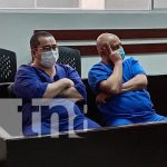 Muestran en juicio documentos falsos con los que «Los Mendoza» vendían los vehículos rentados Foto: Juicio contra Los Mendoza / TN8