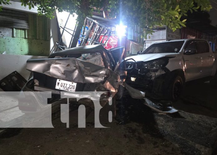 Foto: Triple colisión en el Memorial Sandino / TN8 Foto: Triple colisión en el Memorial Sandino / TN8