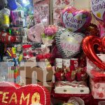 Flores, perfumes y pasteles listos para este mes de mayo en el mercado Roberto Huembes Foto: Opciones para mamá desde el Mercado Roberto Huembes / TN8