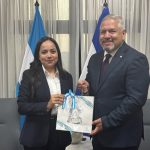 Nicaragua entrega copias de estilo en Honduras