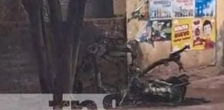 Foto: Incendio de una moto causa revuelo en una comunidad de Ometepe / TN8