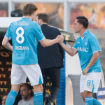 Napolés gana de visita y se acerca al título de la Serie A Napolés cerca del título de la Serie A