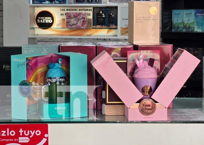 Foto: Variedad de fragancias para las madres con Perfumería Satho / TN8 Foto: Variedad de fragancias para las madres con Perfumería Satho / TN8
