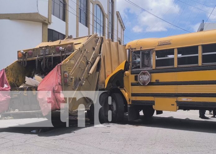 Foto: Choque entre camión y bus en Estelí / TN8