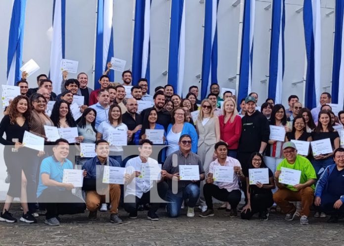 Foto: Periodistas de Nicaragua culminan capacitación con RT en Español / TN8 Foto: Periodistas de Nicaragua culminan capacitación con RT en Español / TN8