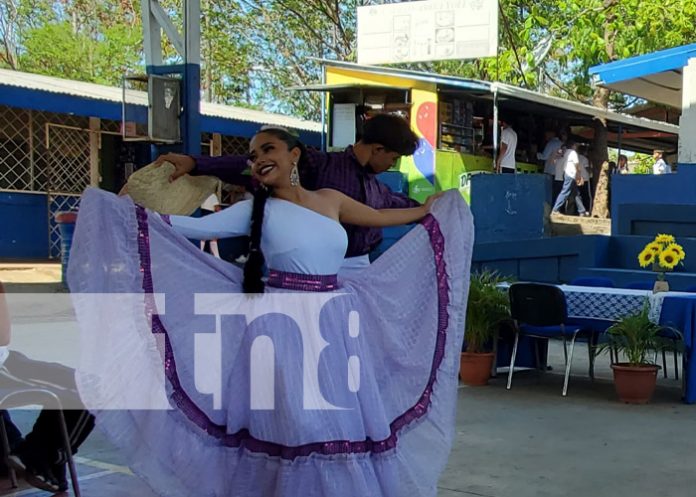 Foto: Homenaje al General Sandino desde colegio en Managua / TN8 Foto: Homenaje al General Sandino desde colegio en Managua / TN8